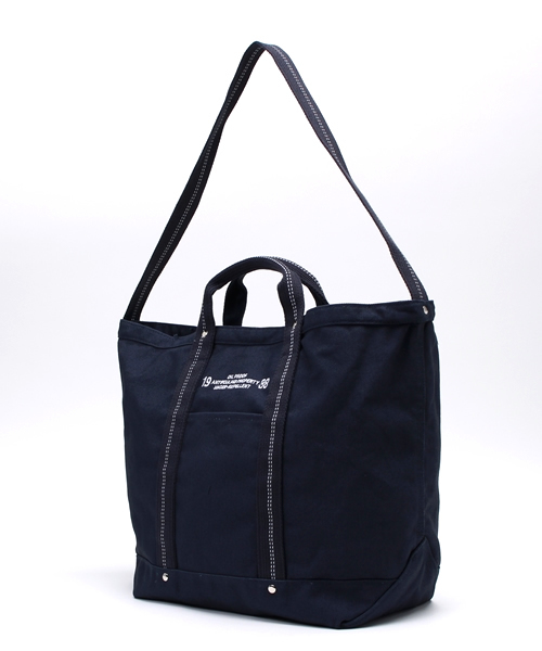 LBC（エルビーシー）の「フローナンバーラージトート     （トートバッグ・レディース・その他24/ダークネイビー/オフホワイト/グレー・ONE SIZE）」の5枚目の写真