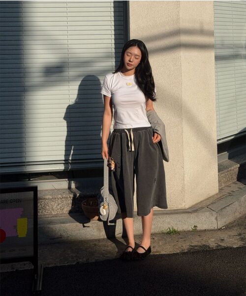 ABEEHUMS(アビハムズ)の「ビビロゴスリムフィット半袖Tシャツ ABH355-113 イエロー(Tシャツ/カットソー・レディース・イエロー・SMALL/MEDIUM/LARGE)」の6枚目の写真