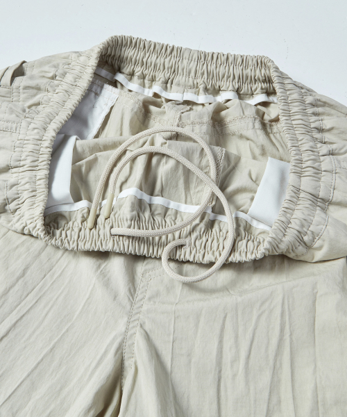 Beyond Closet（-）の「[COLLECTION LINE] クリーズコットンイージーパンツ ベージュ（その他パンツ・メンズ・その他・MEDIUM/LARGE）」の8枚目の写真