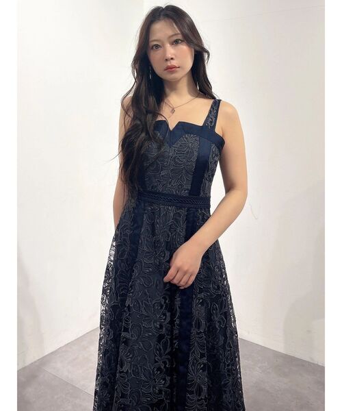 MERCURYDUO(マーキュリーデュオ)の「カットワークレースキャミワンピース(ワンピース・レディース・ネイビー/オフホワイト・SMALL/MEDIUM)」の7枚目の写真