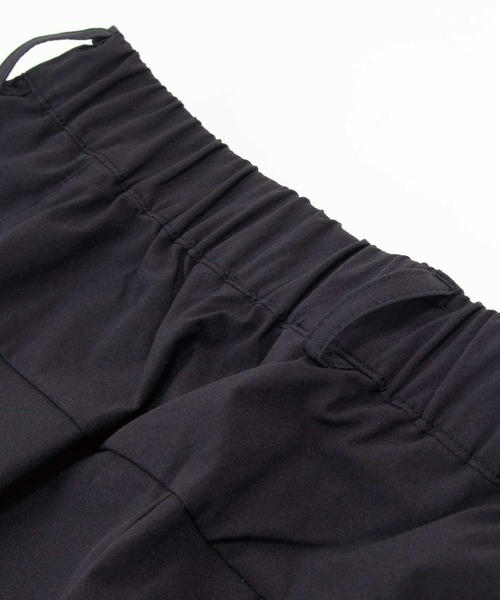 karrimor(カリマー)の「trekking LW shorts W's(その他パンツ・レディース・ベージュ系その他/ブラック/モスグリーン系・S/M/L)」の4枚目の写真