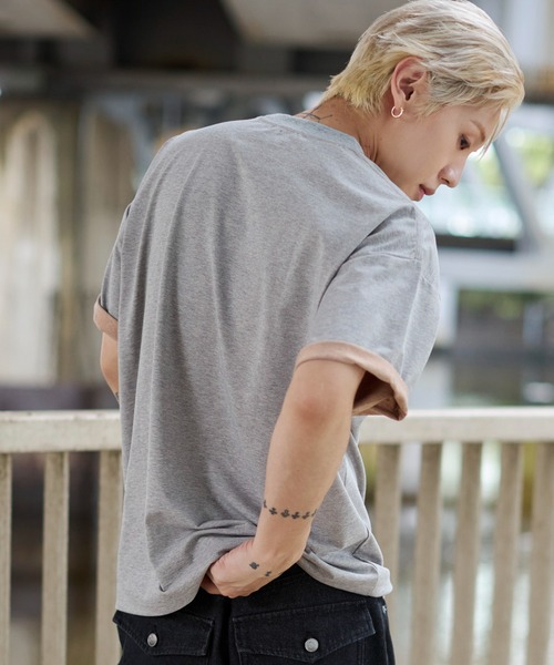 WEGO(ウィゴー)の「WEGO/バイカラーロゴT(Tシャツ/カットソー・メンズ・ブラック/グレー・LARGE/MEDIUM)」の11枚目の写真
