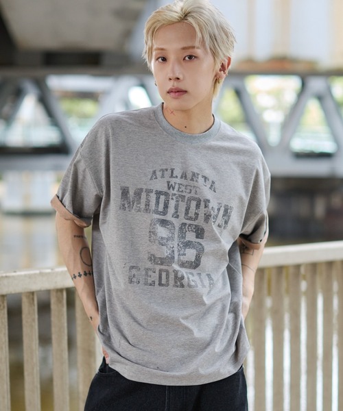 WEGO(ウィゴー)の「WEGO/バイカラーロゴT(Tシャツ/カットソー・メンズ・ブラック/グレー・LARGE/MEDIUM)」の1枚目の写真