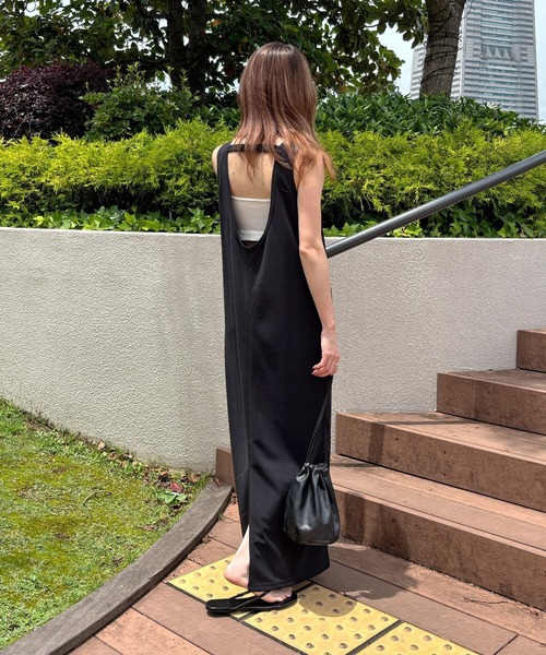ISOOK(アイスー)の「【ISOOK / アイスー】カットジョーゼットバックオープンワンピース / Iライン ロング丈 ノースリーブ 夏 ZOZOTOWN限定(ワンピース・レディース・ブラウン/ブラック・FREE)」の7枚目の写真