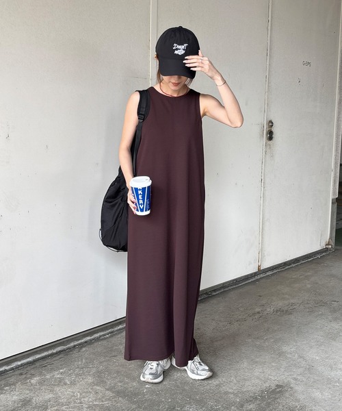 ISOOK(アイスー)の「【ISOOK / アイスー】カットジョーゼットバックオープンワンピース / Iライン ロング丈 ノースリーブ 夏 ZOZOTOWN限定(ワンピース・レディース・ブラウン/ブラック・FREE)」の15枚目の写真