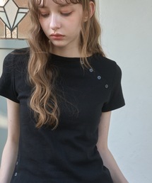 アシメボタンTシャツ/Asymmetric Button T-Shirt