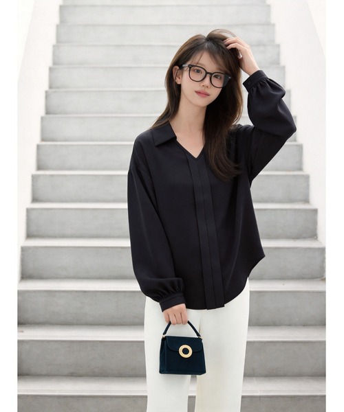 Sew loop(ソーループ)の「スキッパー風デザイン&ボリュームスリーブブラウス(シャツ/ブラウス・レディース・ブラック/オリーブ/グレー・FREE)」の14枚目の写真