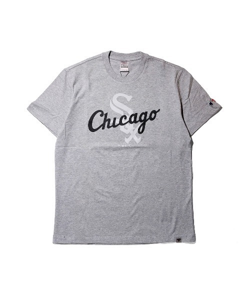 Fanatics(ファナティクス)の「ファナティクス【Fanatics】‐ シカゴ ホワイトソックス 半袖Tシャツ【CHICAGO WHITE SOX MLB OVERLAPPING LOGO S/S TEE GRAY ML0126SS0005 】(Tシャツ/カットソー・メンズ・グレー・L/XL)」の1枚目の写真