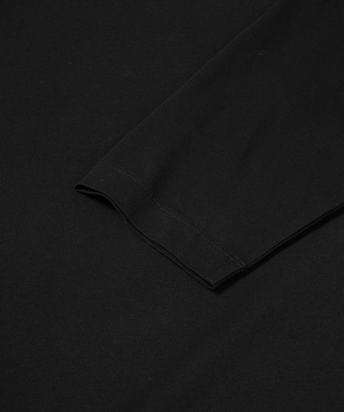 JIL SANDER（ジルサンダー）の「T-SHIRT MOCK NECK LS（Tシャツ/カットソー・メンズ・ブラック・L/M/XL）」の4枚目の写真
