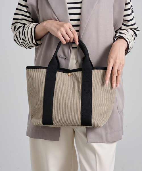 A by MAGASIN DE MODE(エーバイマガジンデモード)の「【A By MAGASIN DE MODE】e.e.p.ぴたっと仕切トート SNBD(トートバッグ・レディース・グレイッシュベージュ/グレー/ベージュ系その他/グリーン系1・FREE)」の6枚目の写真