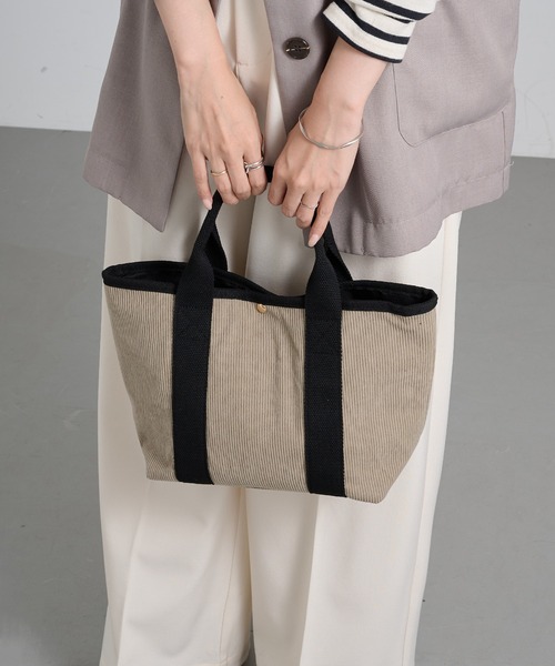 A by MAGASIN DE MODE(エーバイマガジンデモード)の「【A By MAGASIN DE MODE】e.e.p.ぴたっと仕切トート SNBD(トートバッグ・レディース・グレイッシュベージュ/グレー/ベージュ系その他/グリーン系1・FREE)」の7枚目の写真