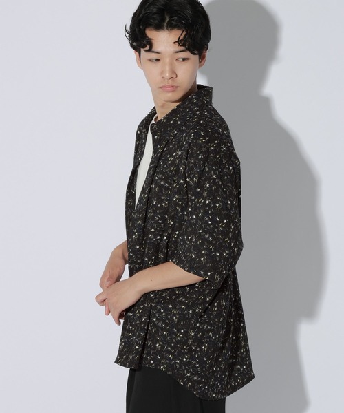 LAKOLE(ラコレ)の「柄カット楊柳半袖シャツ / 1009854(シャツ/ブラウス・メンズ・ホワイト/ブラック/ネイビー・MEDIUM/LARGE)」の13枚目の写真