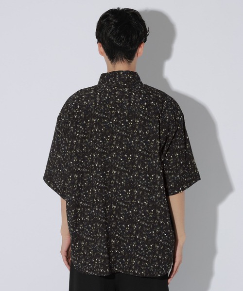 LAKOLE(ラコレ)の「柄カット楊柳半袖シャツ / 1009854(シャツ/ブラウス・メンズ・ホワイト/ブラック/ネイビー・MEDIUM/LARGE)」の22枚目の写真