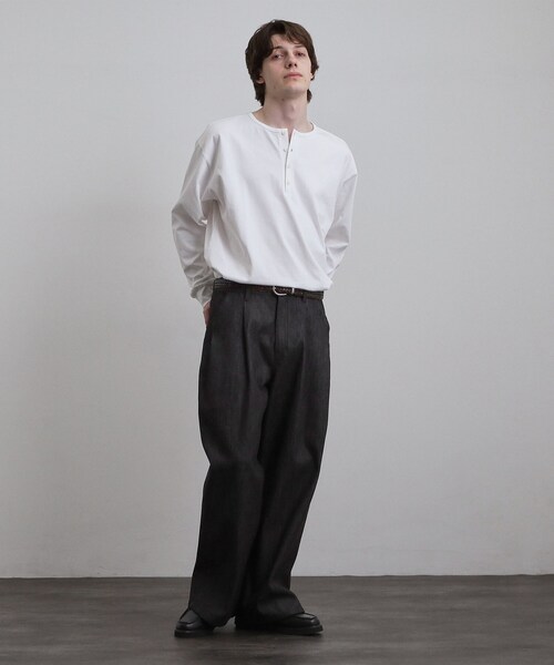 tk.TAKEO KIKUCHI(ティーケータケオキクチ)の「【色褪せしにくいデニム】Comfy Fadeless Denim Seriesワイドストレートデニム(デニムパンツ・メンズ・ネイビー/ブラック・03/02/01)」の5枚目の写真