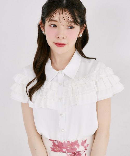 tocco closet(トッコ クローゼット)の「フリルメロウ配色パール釦ブラウス(シャツ/ブラウス・レディース・オフホワイト/ネイビー・M)」の10枚目の写真