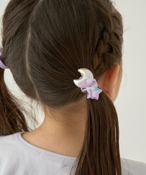 Lycee mine（リセマイン）の「【ふんわり蓄光】星と月のヘアゴム(2コセット)【子供服】【キッズ】【女の子】（その他ヘアアクセサリー・キッズ・ピンク/エメラルド/サックスブルー/ラベンダー・F）」の4枚目の写真