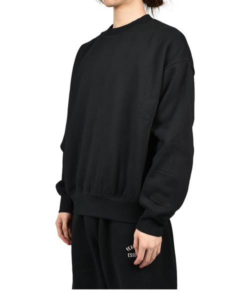 FOG ESSENTIALS(エフオージーエッセンシャルズ)の「CLASSIC FIT FLEECE CREWNECK(Tシャツ/カットソー・メンズ・ブラウン/ブラック・SMALL/LARGE/MEDIUM/X-SMALL)」の5枚目の写真