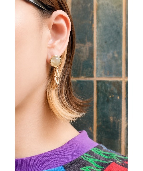 tone（トーン）の「【Flower】【アレルギー対応】ヴィンテージボタンピアス2way(MA)（ピアス（両耳用）・レディース・A/B・FREE）」の6枚目の写真