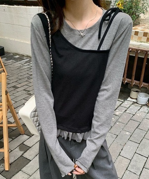 AVYL(アヴィル)の「アシンメトリーキャミドッキング 長袖カットソー(Tシャツ/カットソー・レディース・ブラック/グレー・M)」の5枚目の写真