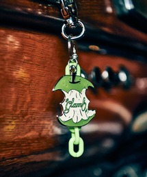 glamb（グラム）の「Eaten Apple Key Holder / イートゥンアップルキーホルダー（キーホルダー）」
