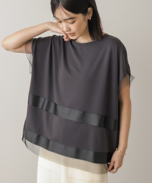 Bou Jeloud(ブージュルード)の「タイマルスクエア異素材切り替えプル(Tシャツ/カットソー・レディース・チャコールグレー/アイボリー・FREE)」の17枚目の写真