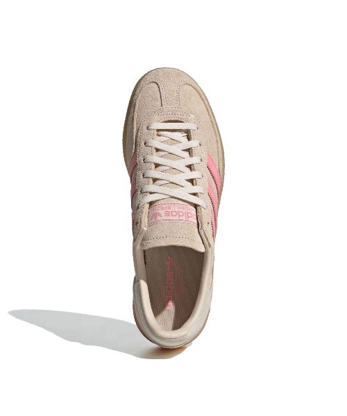adidas（アディダス）の「アディダス 【adidas】- IH1501 adidas HANDBALL SPEZIAL W ｸﾘｽﾀﾙﾘﾈﾝ（スニーカー・レディース・ピンクベージュ・23.0cm/23.5cm/24.0cm/24.5cm/25.0cm）」の4枚目の写真
