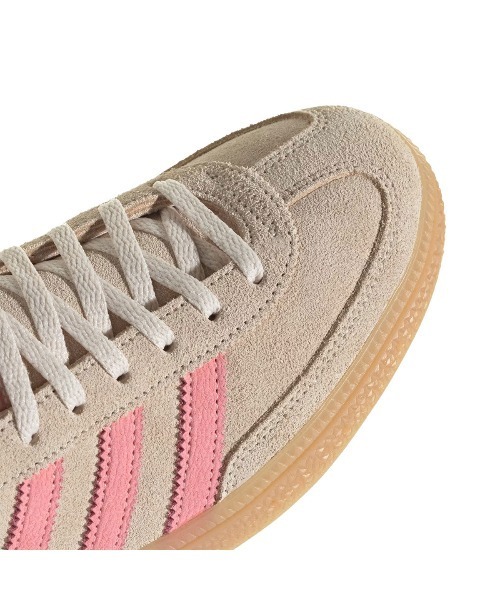 adidas（アディダス）の「アディダス 【adidas】- IH1501 adidas HANDBALL SPEZIAL W ｸﾘｽﾀﾙﾘﾈﾝ（スニーカー・レディース・ピンクベージュ・23.0cm/23.5cm/24.0cm/24.5cm/25.0cm）」の5枚目の写真