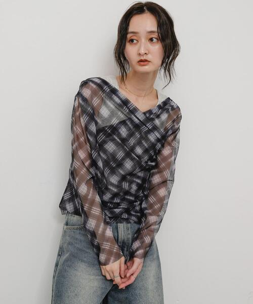 SENSE OF PLACE by URBAN RESEARCH(センスオブプレイスバイアーバンリサーチ)の「チェックシアードレープトップ(その他トップス・レディース・ブラウン系その他/レッド系その他・ONE)」の4枚目の写真