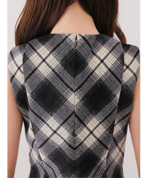 M me eme(エムミーエメ)の「Ombre check pleats mini onepiece(eme10864)(ワンピース・レディース・ブラウン/ブラック・FREE)」の18枚目の写真
