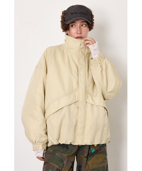 RODEO CROWNS WIDE BOWL（ロデオクラウンズワイドボウル）の「LEVEL5 STAND NECK ブルゾン（ブルゾン・レディース・ネイビー/ブラック/アイボリー/カーキ/レッド・FREE）」の2枚目の写真