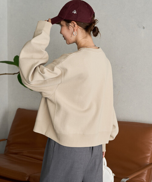 FREAK'S STORE(フリークスストア)の「\累計38,500枚突破/限定展開 ヘビーウェイト ショート ビッグ スウェット(スウェット・レディース・チャコールグレー/ライトグレー/ブラック/ベージュ/ネイビー/ブラウン/グレー/ピンク/グリーン/ナチュラル・フリ-)」の12枚目の写真