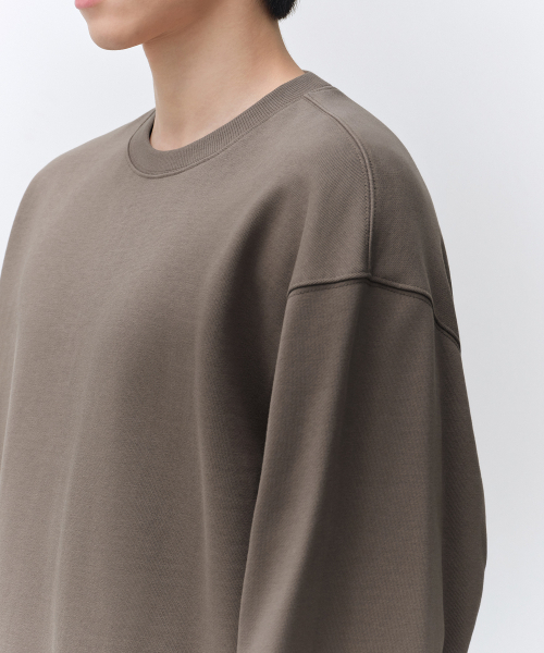 MUSINSA STANDARD（ムシンサスタンダード）の「オーバーサイズスウェットシャツ[トープ]（スウェット・メンズ・その他・LARGE/X-LARGE/SMALL/MEDIUM/3XL/2XL）」の5枚目の写真