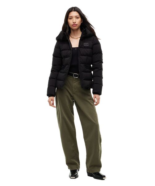 tommy jeans（トミー ジーンズ）の「【ZOZO限定】ファーフード ショートダウンジャケット（ダウンジャケット/コート・レディース・ブラック/ホワイト・X-SMALL/MEDIUM/SMALL）」の15枚目の写真