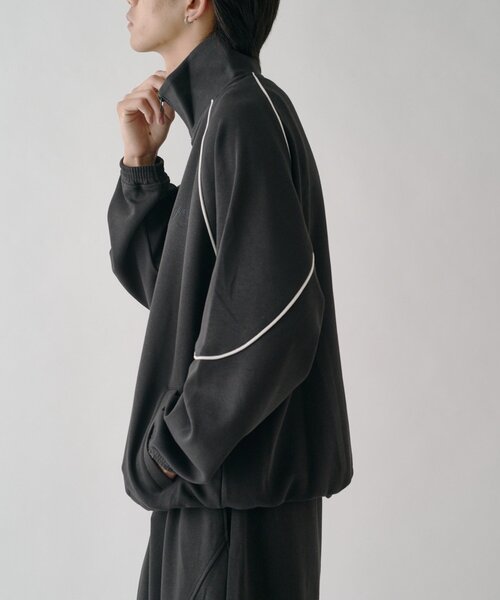 goocy(グーシー)の「ボンディングスウェットトラックJKT(ブルゾン・メンズ・ブラウン/ブラック/グレー・X-LARGE/LARGE/MEDIUM)」の6枚目の写真