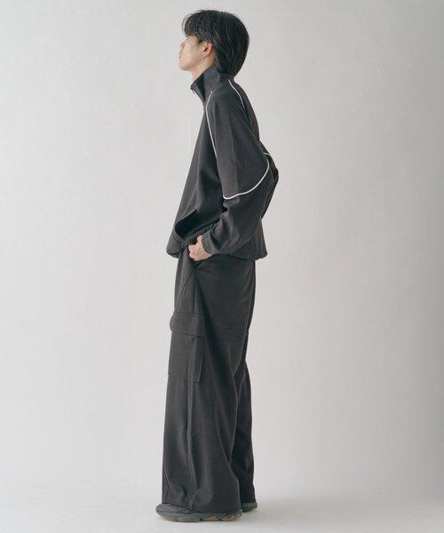 goocy(グーシー)の「ボンディングスウェットトラックJKT(ブルゾン・メンズ・ブラウン/ブラック/グレー・X-LARGE/LARGE/MEDIUM)」の11枚目の写真
