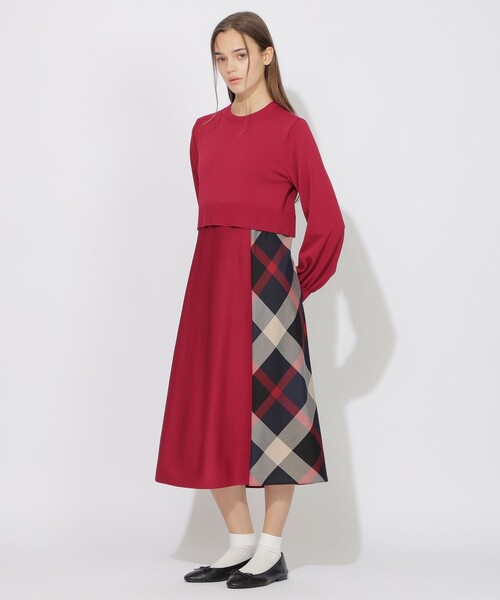 CB CRESTBRIDGE(シービークレストブリッジ)の「サイドチェックニットコンビワンピース(ワンピース・レディース・ブラック/ベージュ/レッド・M)」の3枚目の写真