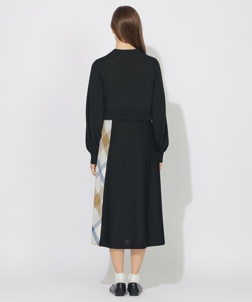 CB CRESTBRIDGE(シービークレストブリッジ)の「サイドチェックニットコンビワンピース(ワンピース・レディース・ブラック/ベージュ/レッド・M)」の12枚目の写真