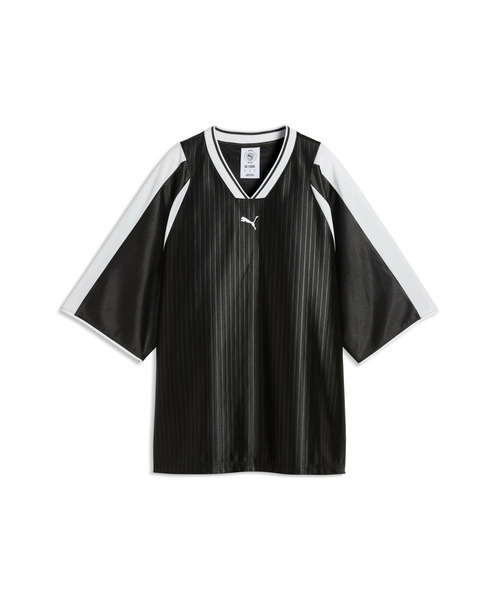 PUMA(プーマ)の「PUMA プーマ ウィメンズ オーバーサイズ フットボール ジャージ(Tシャツ/カットソー・レディース・クリーム/ブラック・X-LARGE/LARGE/SMALL/MEDIUM)」の9枚目の写真