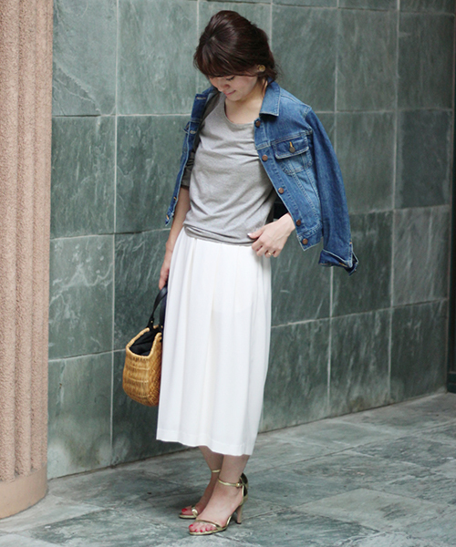 LIMITLESS LUXURY（リミットレスラグジュアリー）の「クルーネックカットソー◆（Tシャツ/カットソー・レディース・ホワイト/ブラック/グレー・FREE）」の12枚目の写真