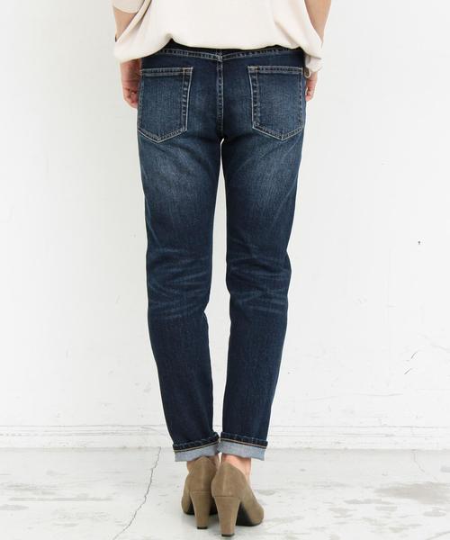 BEAUTY&YOUTH UNITED ARROWS（ビューティーアンドユースユナイテッドアローズ）の「【WEB限定】by ※∴セルヴィッジデニム9分丈スリムテーパードパンツ◆（デニムパンツ・レディース・ネイビー/コバルトブルー・SMALL/LARGE/MEDIUM）」の11枚目の写真