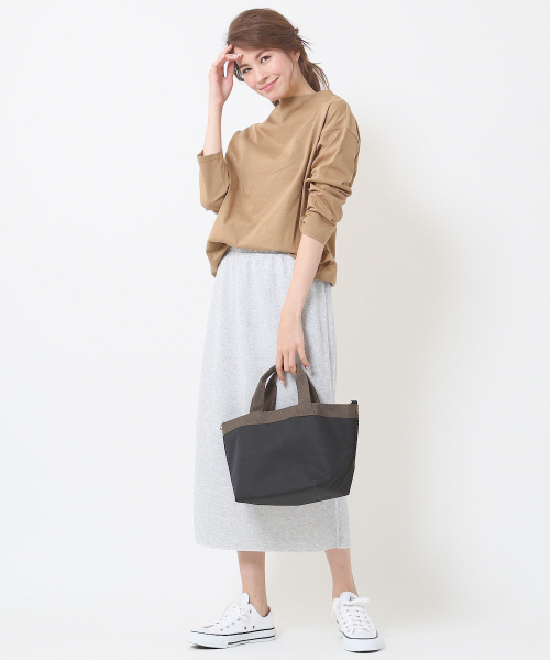 MYSELF ABAHOUSE（マイセルフアバハウス）の「カヴェール天竺ボトルネックカットソー（Tシャツ/カットソー・レディース・キャメル/オフホワイト/グレー・FREE）」の13枚目の写真