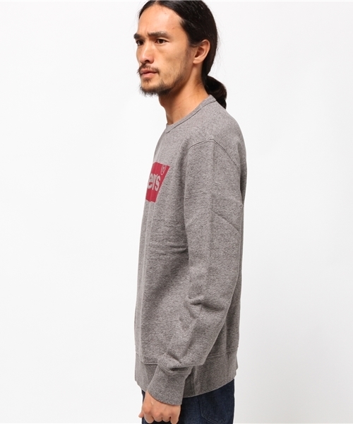 Levi's（リーバイス）の「バットウィングクルーネックプルオーバー（スウェット・メンズ・アイボリー・SMALL/LARGE/MEDIUM）」の3枚目の写真