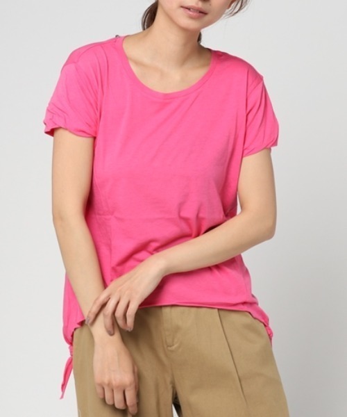 RNA（アールエヌエー）の「M0680 ツイストスリーブTシャツ（Tシャツ/カットソー・レディース・ホワイト/ピンク/ブラック・MEDIUM）」の16枚目の写真