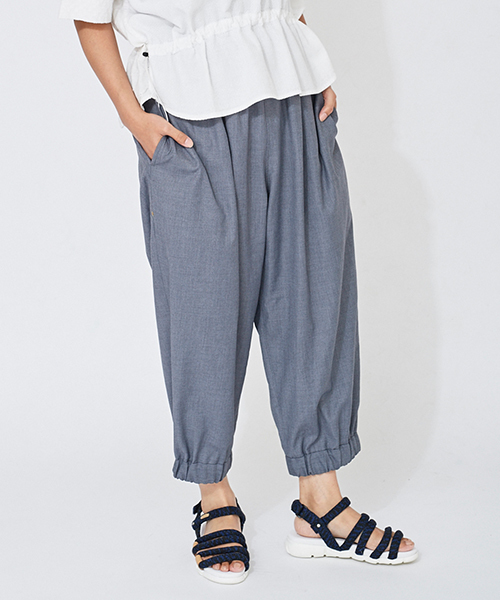 mercibeaucoup,（メルシーボークー）の「Ｂ：サマーウールトロ（その他パンツ・レディース・グレー/ネイビー・01/03）」の2枚目の写真