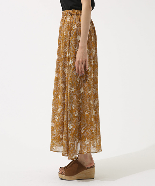 AZUL by moussy（アズールバイマウジー）の「楊柳シフォンプリントギャザーSK（スカート・レディース・オレンジ/ベージュ/ブラック・MEDIUM/SMALL）」の16枚目の写真
