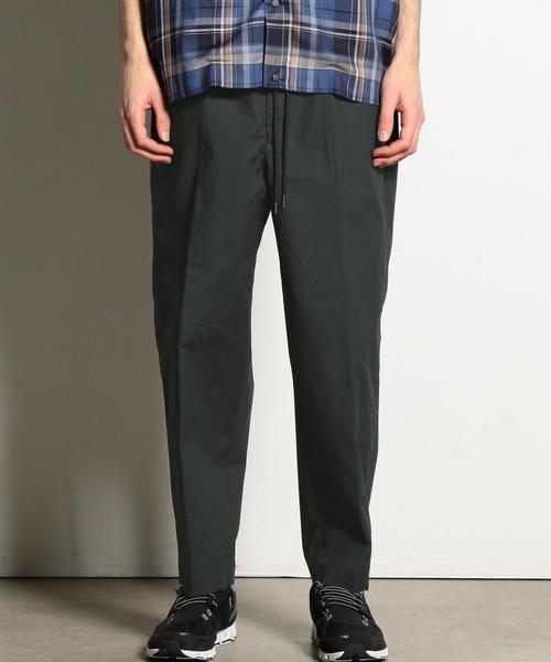 EN ROUTE（アンルート）の「＜EN ROUTE＞ウォッシュド コットンタイプライター イージーパンツ（その他パンツ・メンズ・ベージュ/ネイビー・2/3/1）」の5枚目の写真