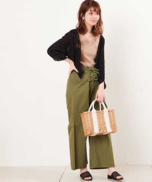 natural couture(ナチュラルクチュール)の「レースアップフリンジチノパンツ(その他パンツ・レディース・ベージュ/カーキ・FREE)」の7枚目の写真