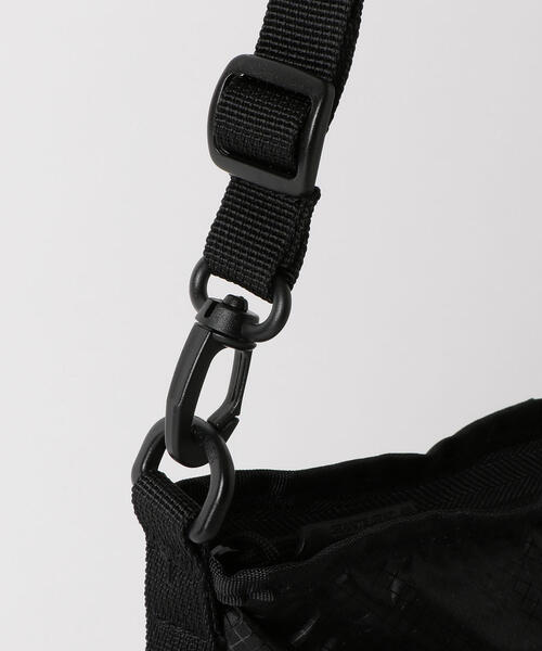 Granite Gear（グラナイトギア）の「[グラナイトギア] SC GRANITE GEAR 32 サコッシュバッグ / ショルダーバッグ（ショルダーバッグ・メンズ・ブラック/イエロー/ホワイト/レッド/パープル/ワインレッド/ターコイズブルー・FREE）」の12枚目の写真