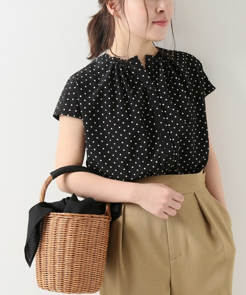 La TOTALITE（ラトータリテ）の「ドットプチタックフレンチシャツ【手洗い可能】◆（シャツ/ブラウス・レディース・ホワイト/ブラック・FREE）」の9枚目の写真