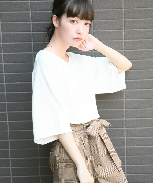 LOWRYS FARM(ローリーズファーム)の「スーピマビッグTシャツ 804204(Tシャツ/カットソー・レディース・ブラック/ブラウン/オフホワイト・FREE)」の2枚目の写真